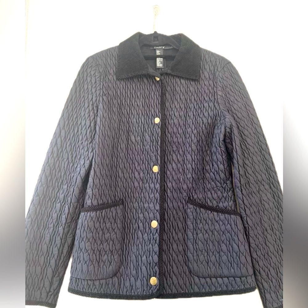 DKNY petites PS black Jacket, XS size more like 0 or 2 in person